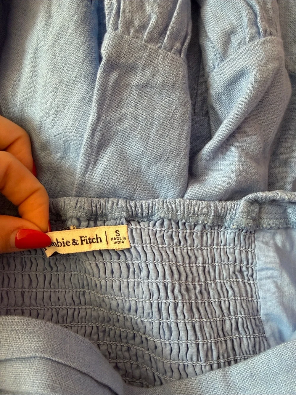 Abercrombie & Fitch never worn