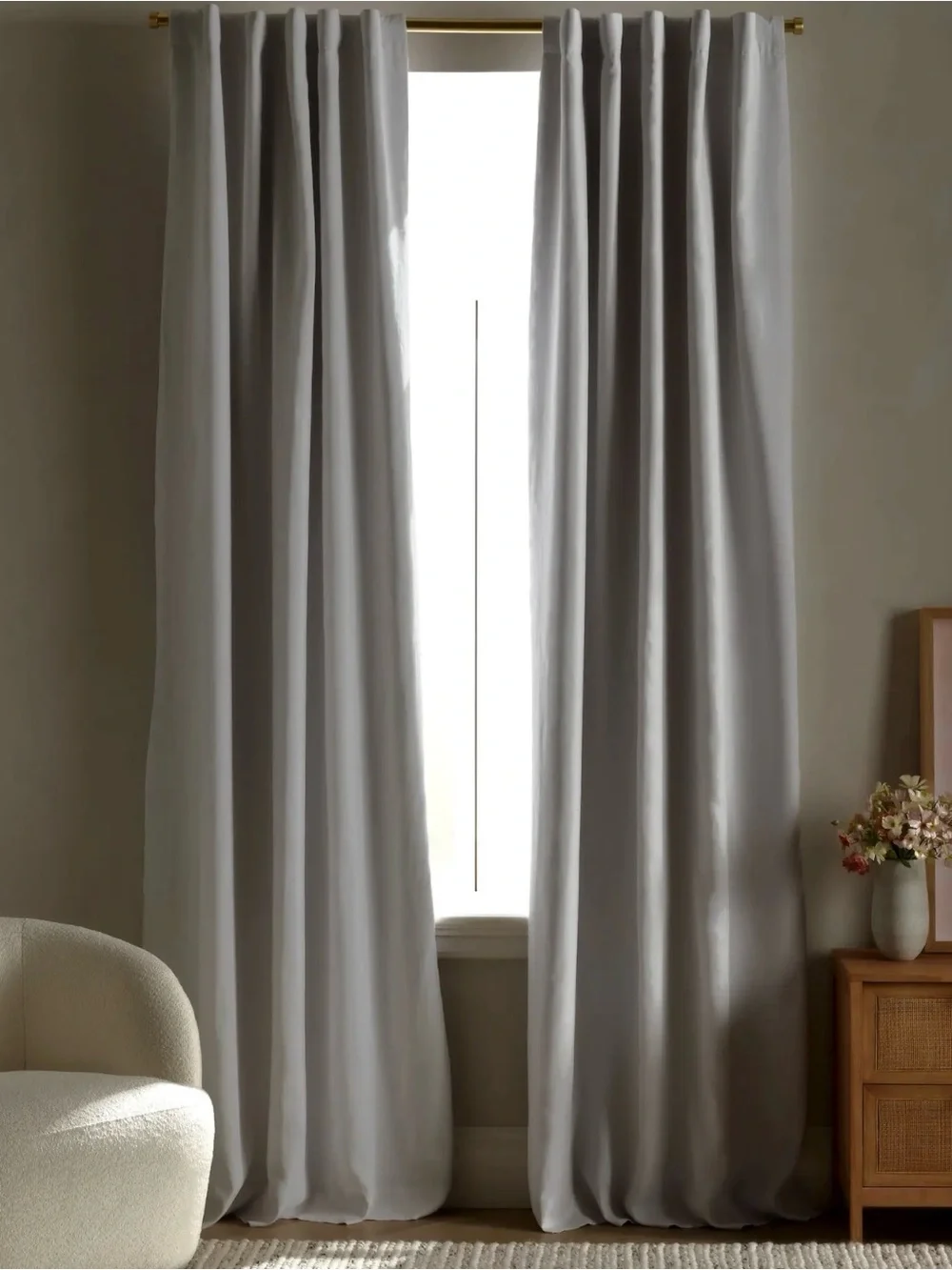 NWOT Quince 48x96 Cloud Linen Blackout Panel Set - Retail $204
