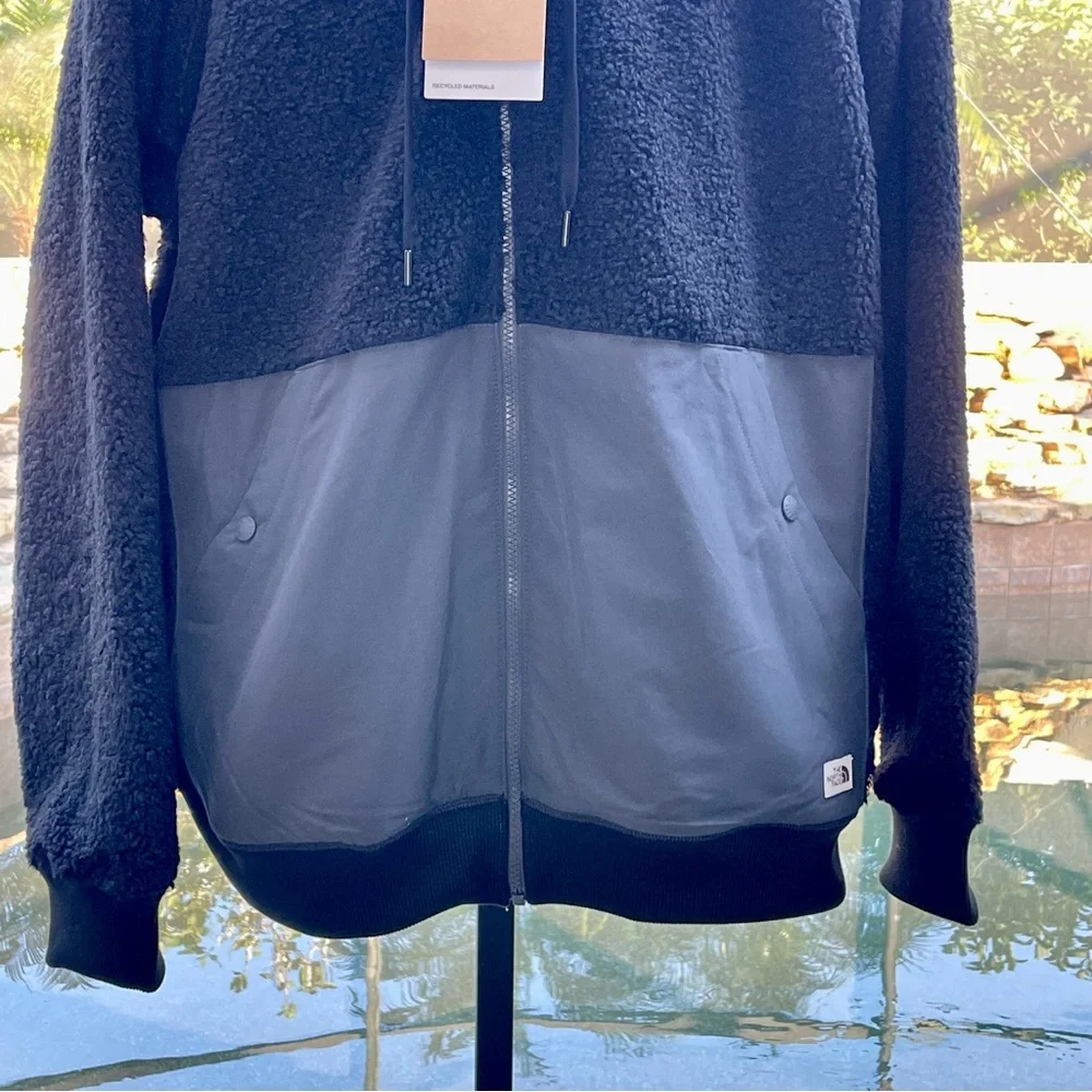 The North Face ridge fleece