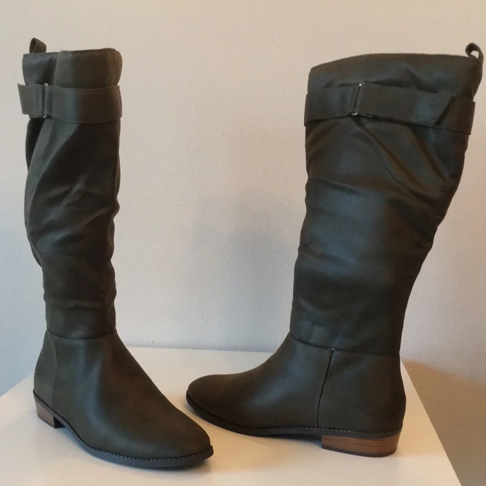New WB Woman’s Journee‎ Collection Elegant Olive Knee-High Boots
