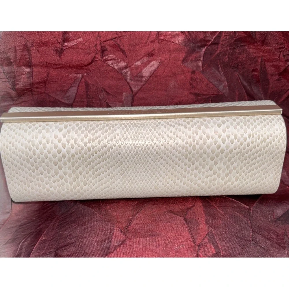 Jimmy Choo beige pet take