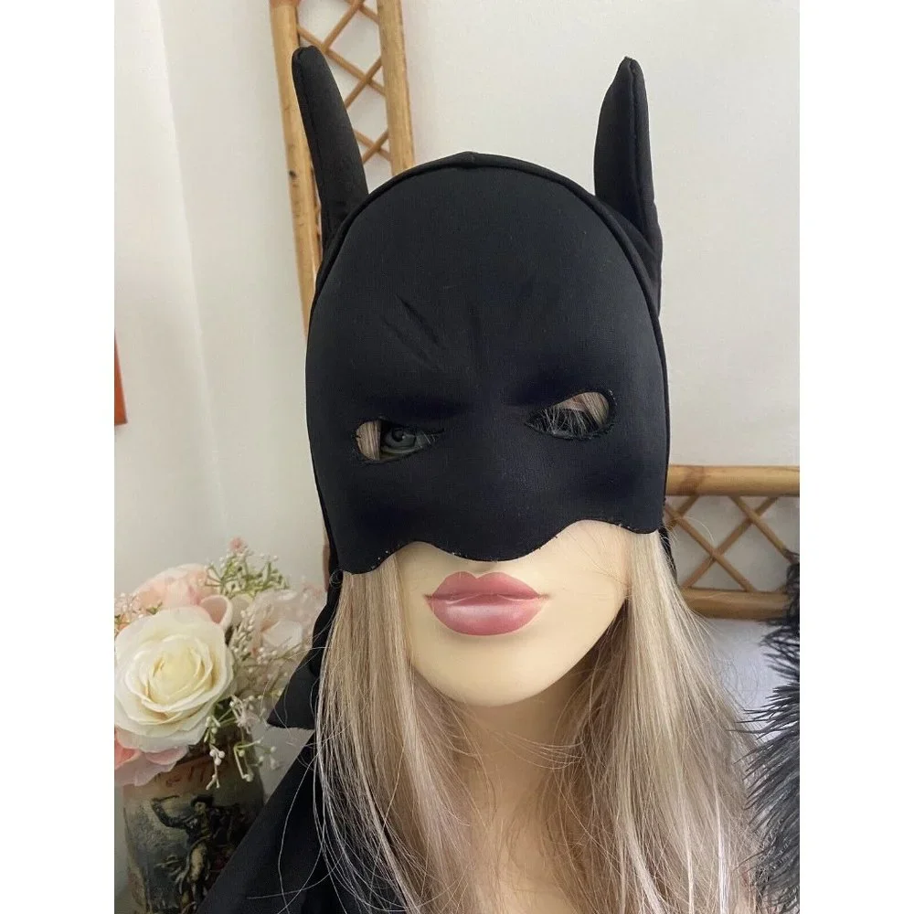 Unbranded black batman