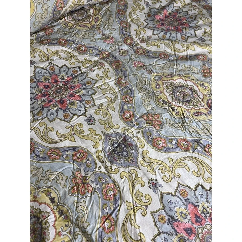 Nina Home By Nina Campbell paisley mandala