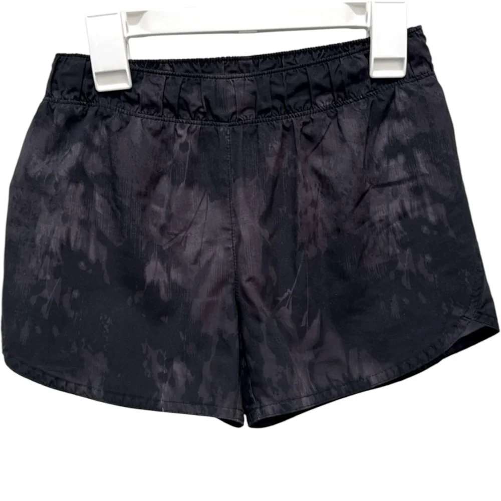 Old Navy Girls black tie-dye running shorts Girls Size 10-12