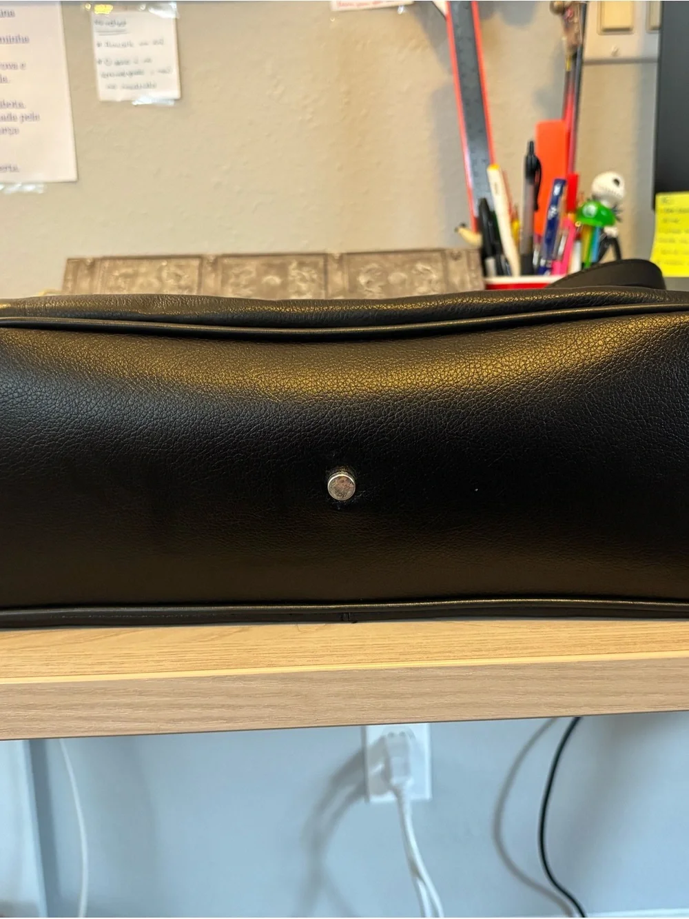 Samsonite spacious leather
