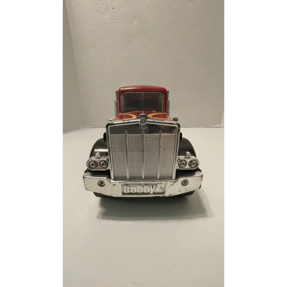 Buddy Love truck great