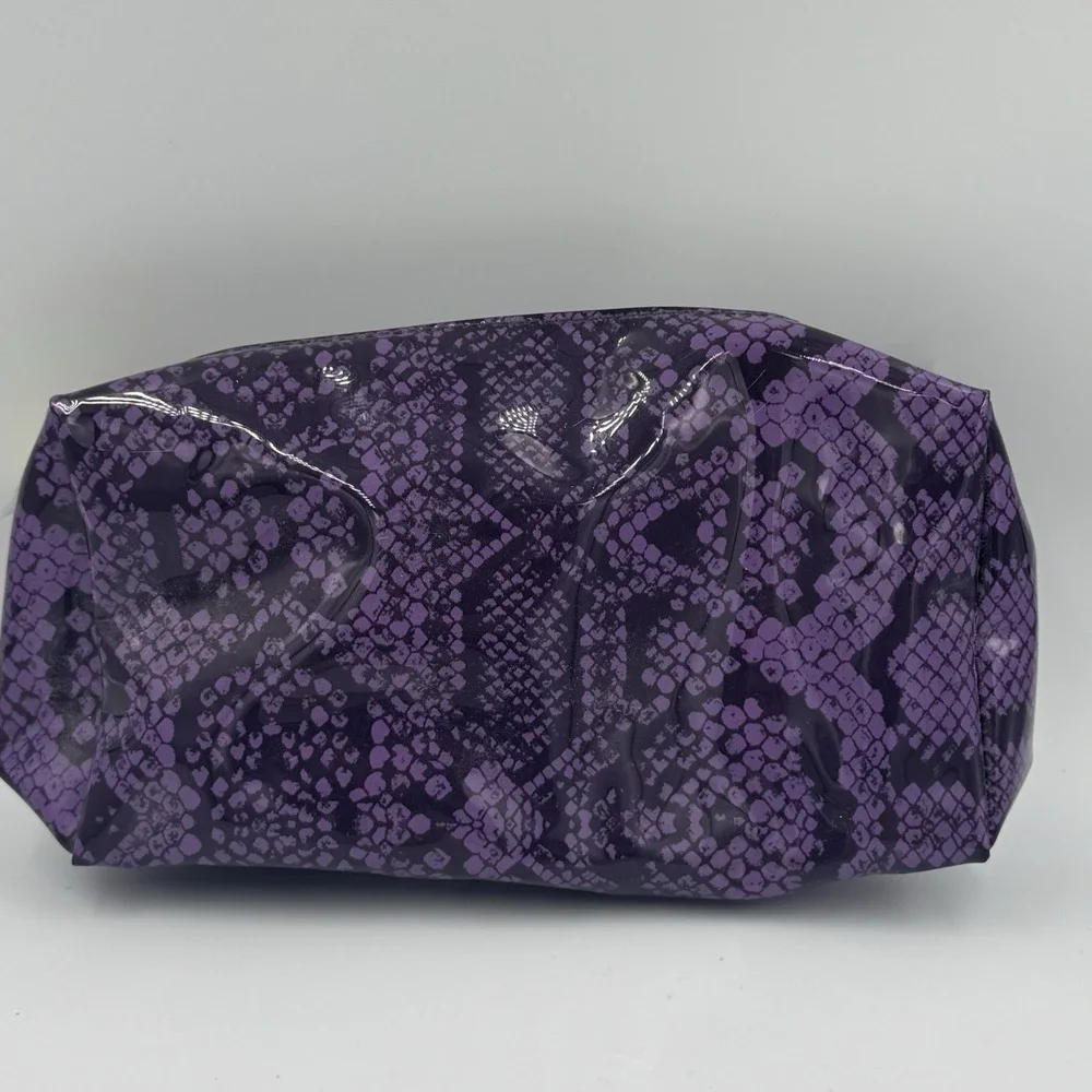 Estee Lauder Cosmetic Bag Pouch Purple Animal Print Snakeskin‎ Zipper Logo