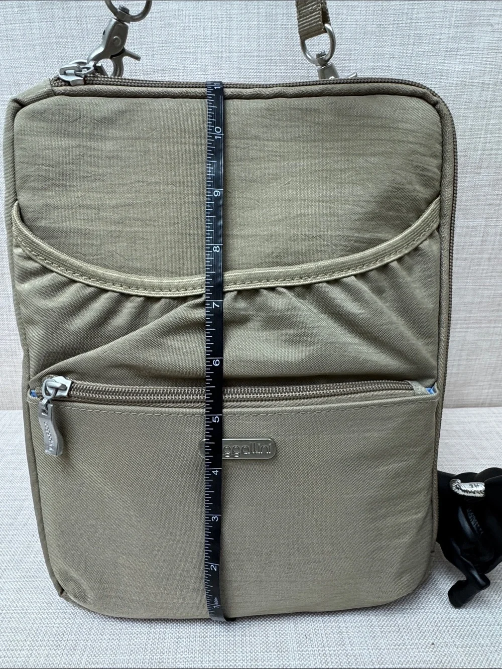 Baggallini access crossbody