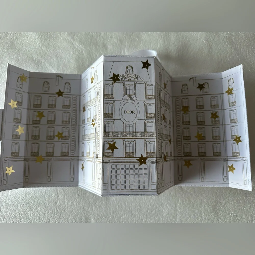 DIOR - Nano‎ Advent Calendar Display with Gold Stars