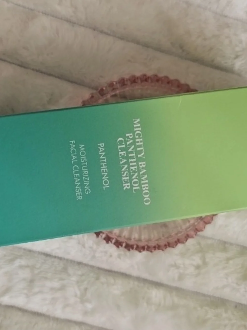 Mighty Bamboo Panthenol Cleanser - Green Ombre Packaging