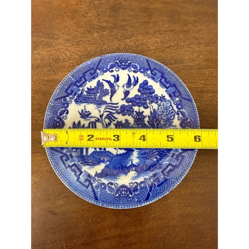 Blue Willow vintage pair