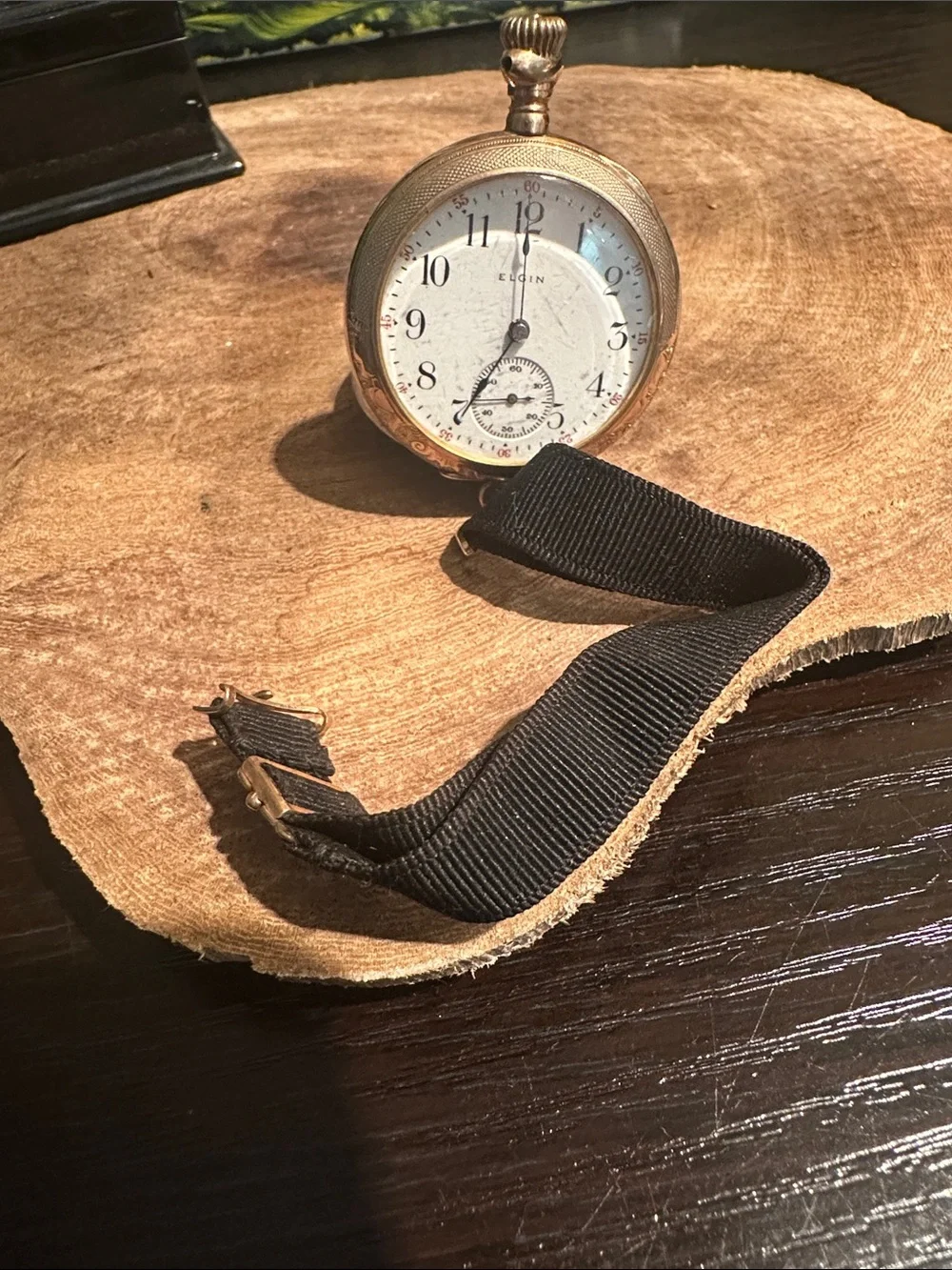 N/A gold pocket