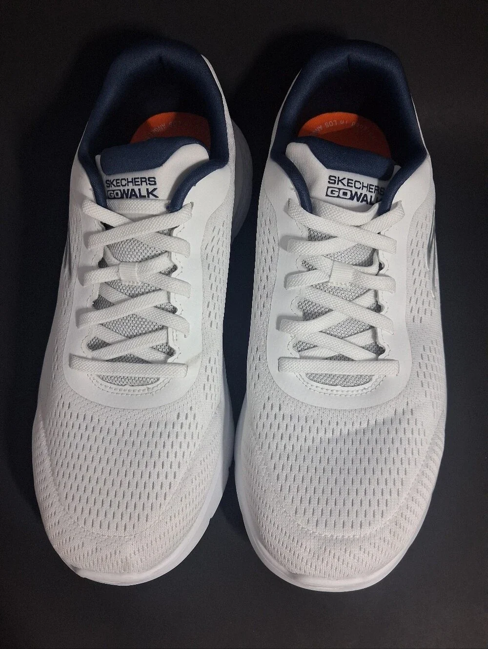 Skechers lightweight white