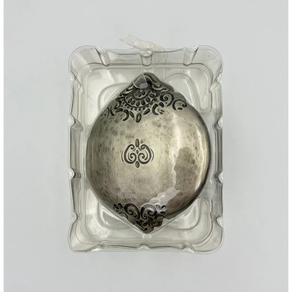 Hallmark 2012 keepsake