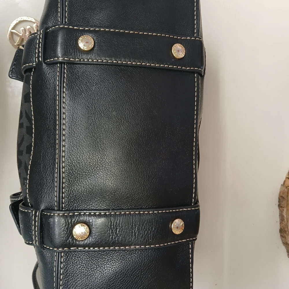 Michael Kors stylish black