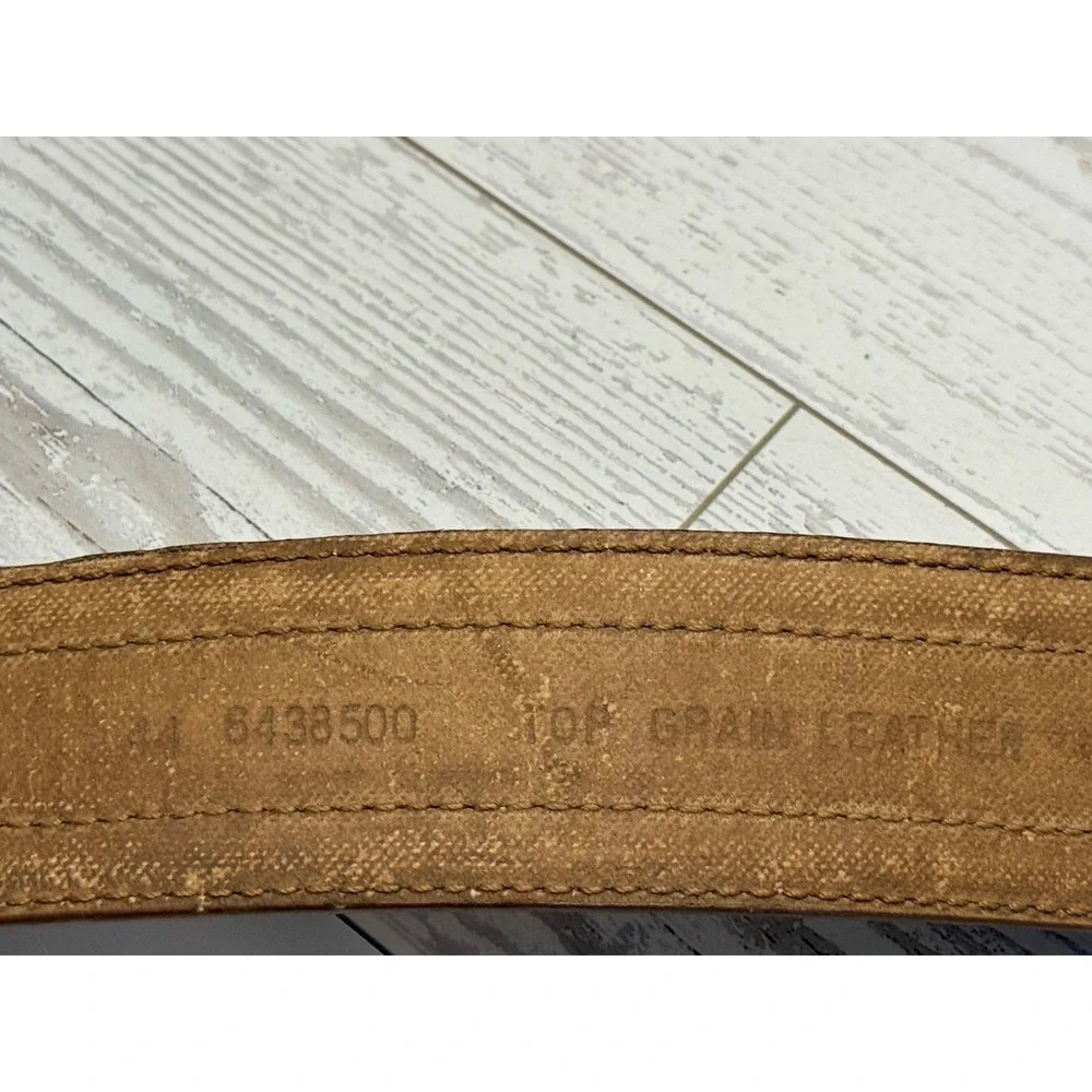 The Unbranded Brand note model