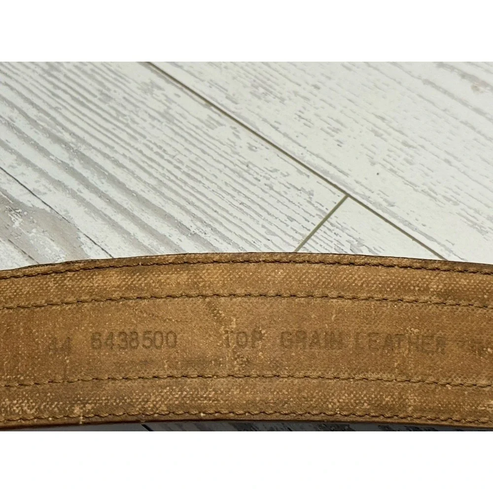 The Unbranded Brand note model