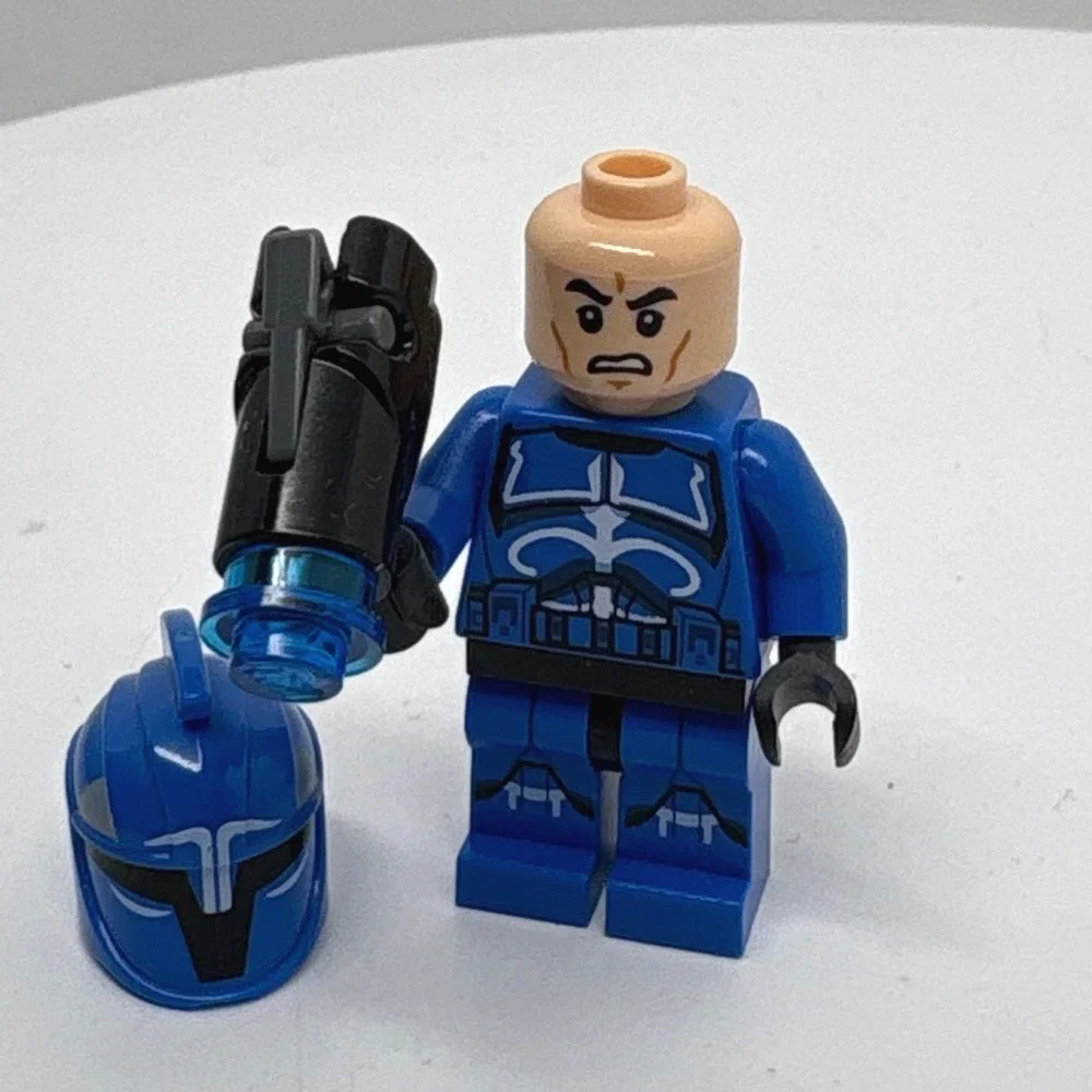 LEGO Star Wars Senate Commando Minifigure Blue Trooper Stud Shooter 75088 sw0614