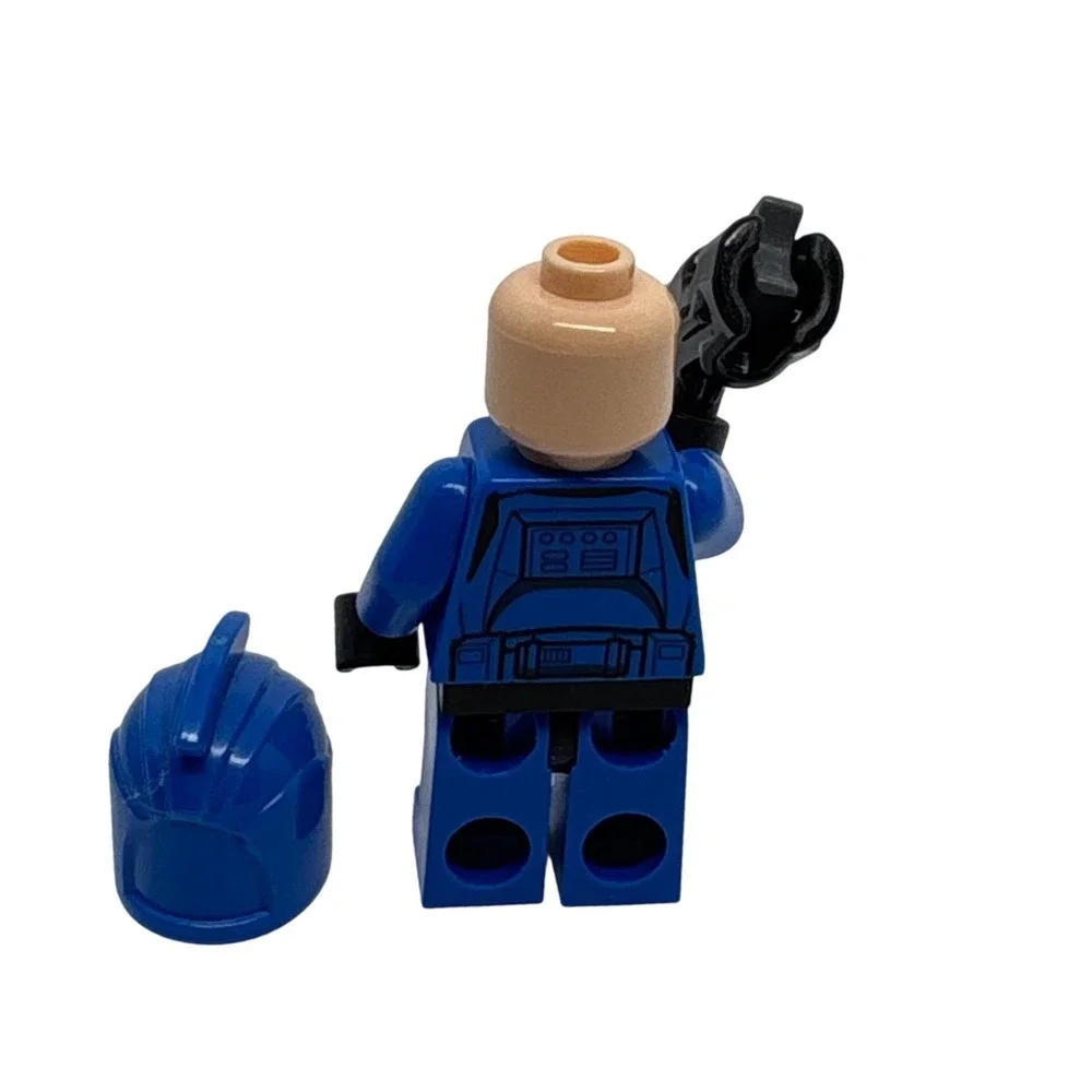 LEGO Star Wars Senate Commando Minifigure Blue Trooper Stud Shooter 75088 sw0614