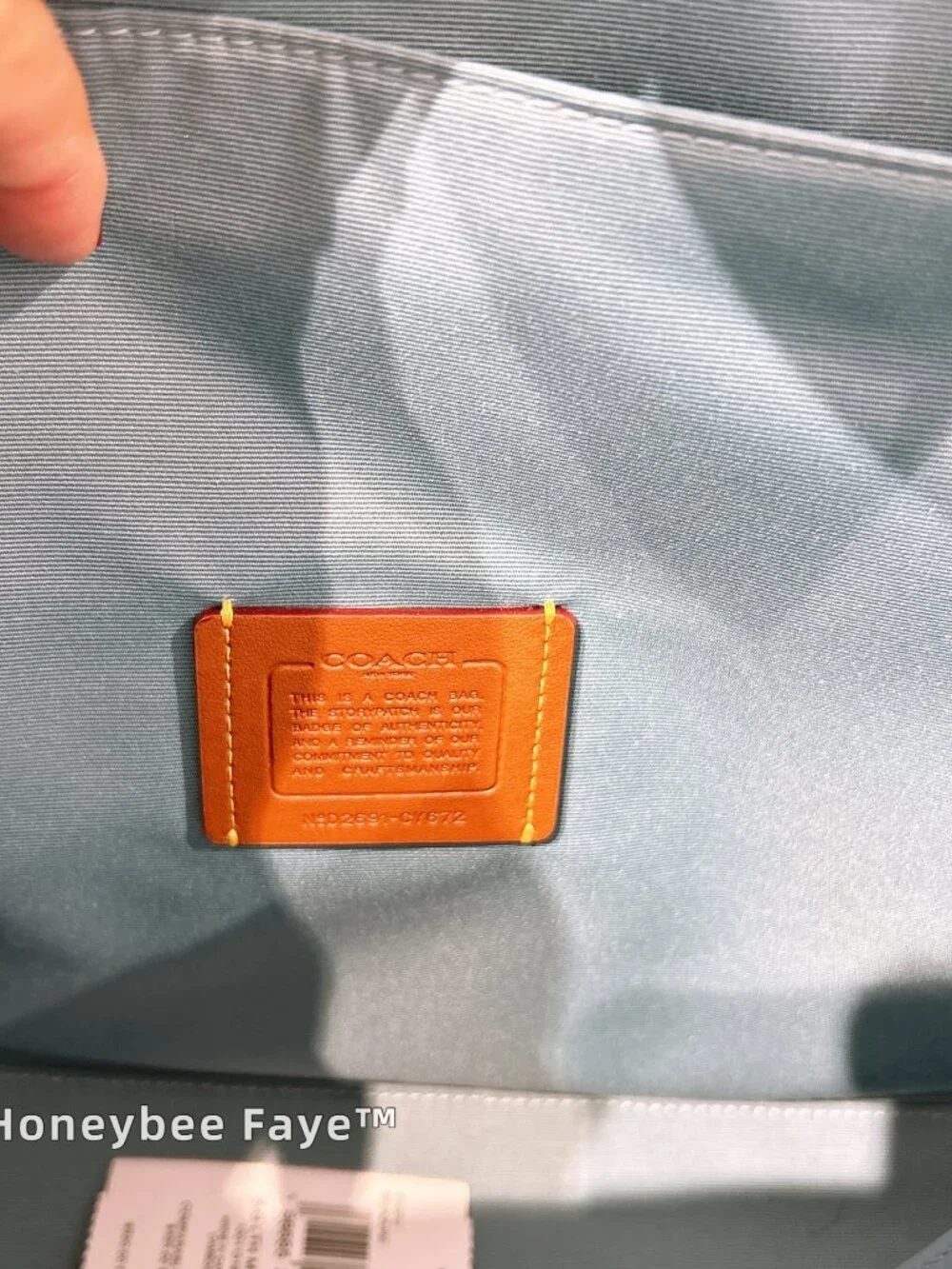 Coach nwt maggie