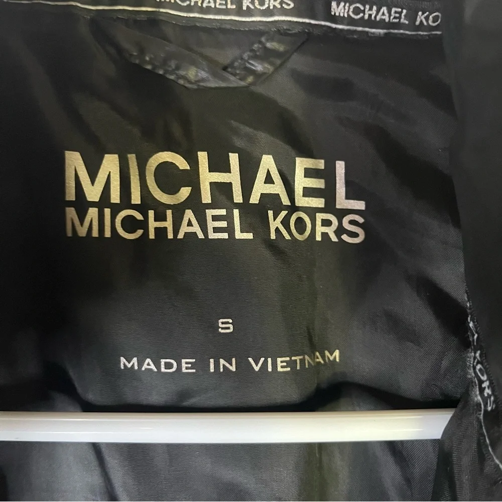 Michael Kors Black Convertible‎ Removable Sleeves Full Zipper Jacket Size Small