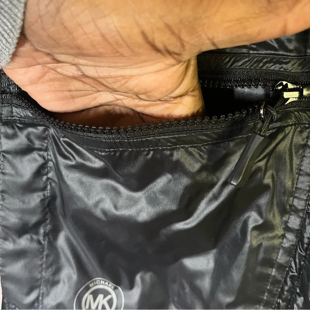 Michael Kors Black Convertible‎ Removable Sleeves Full Zipper Jacket Size Small