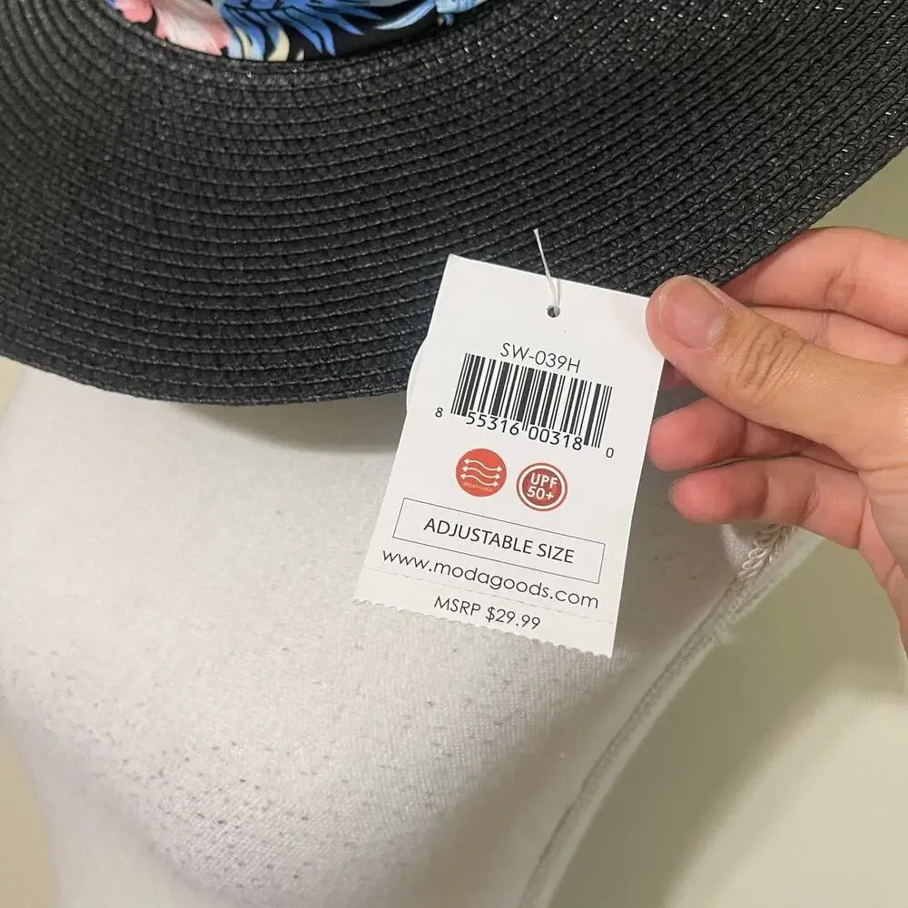 HaT woman black