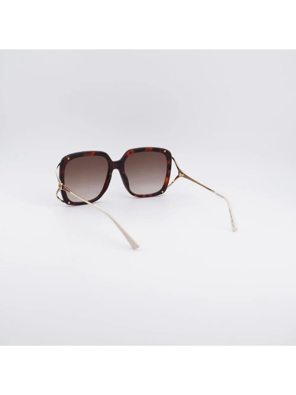 Gucci authentic gg0647s