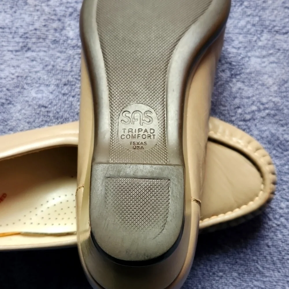 SAS Easier Slip On Loafer Wedge Mocha Size 5W Tripad Comfort Foot Bed