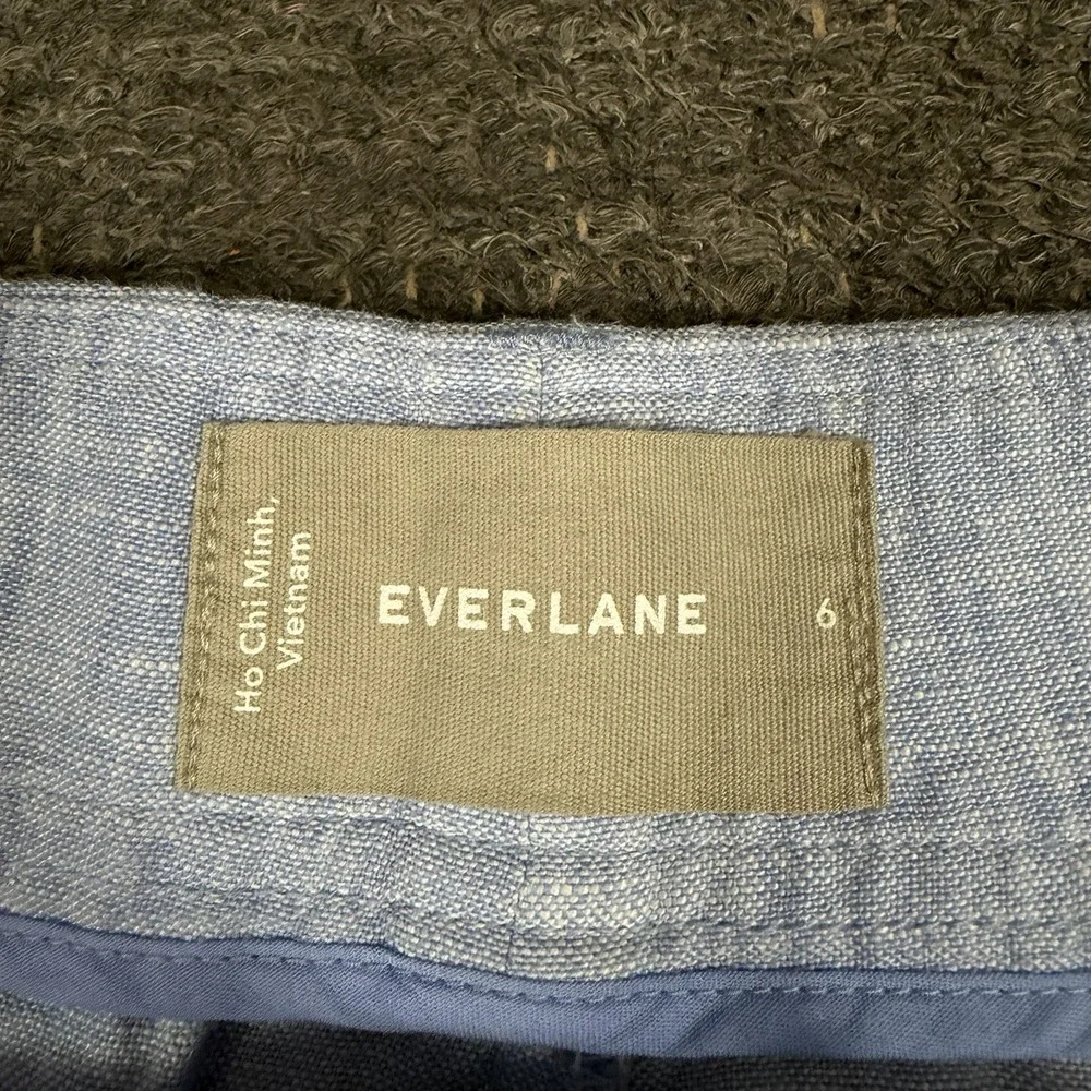 Everlane reposhing this