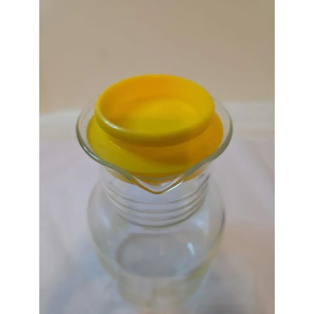 Pyrex nice matching lid