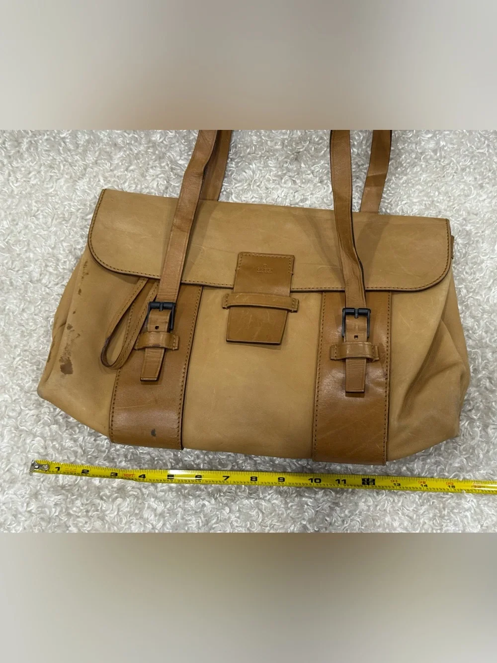 Gucci leather handle minor