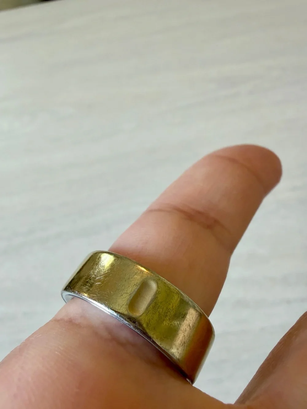 Oura sleek wearable