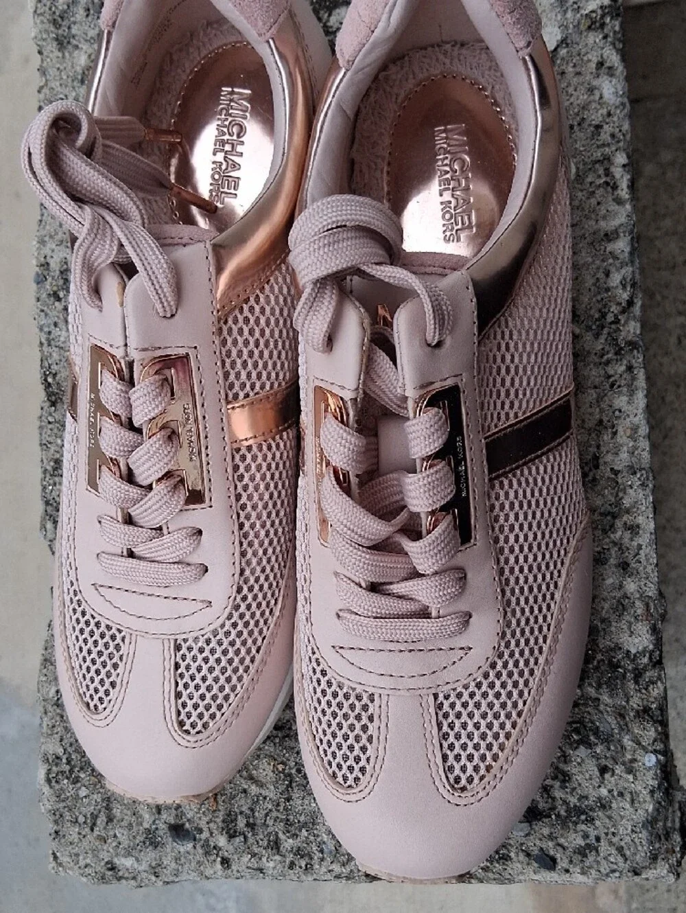 Michael Kors rose gold