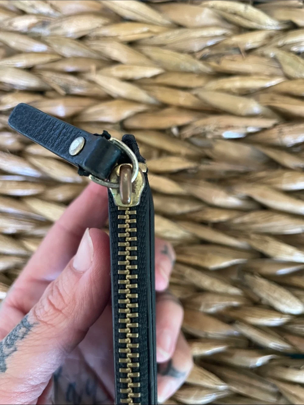 kate spade slim black
