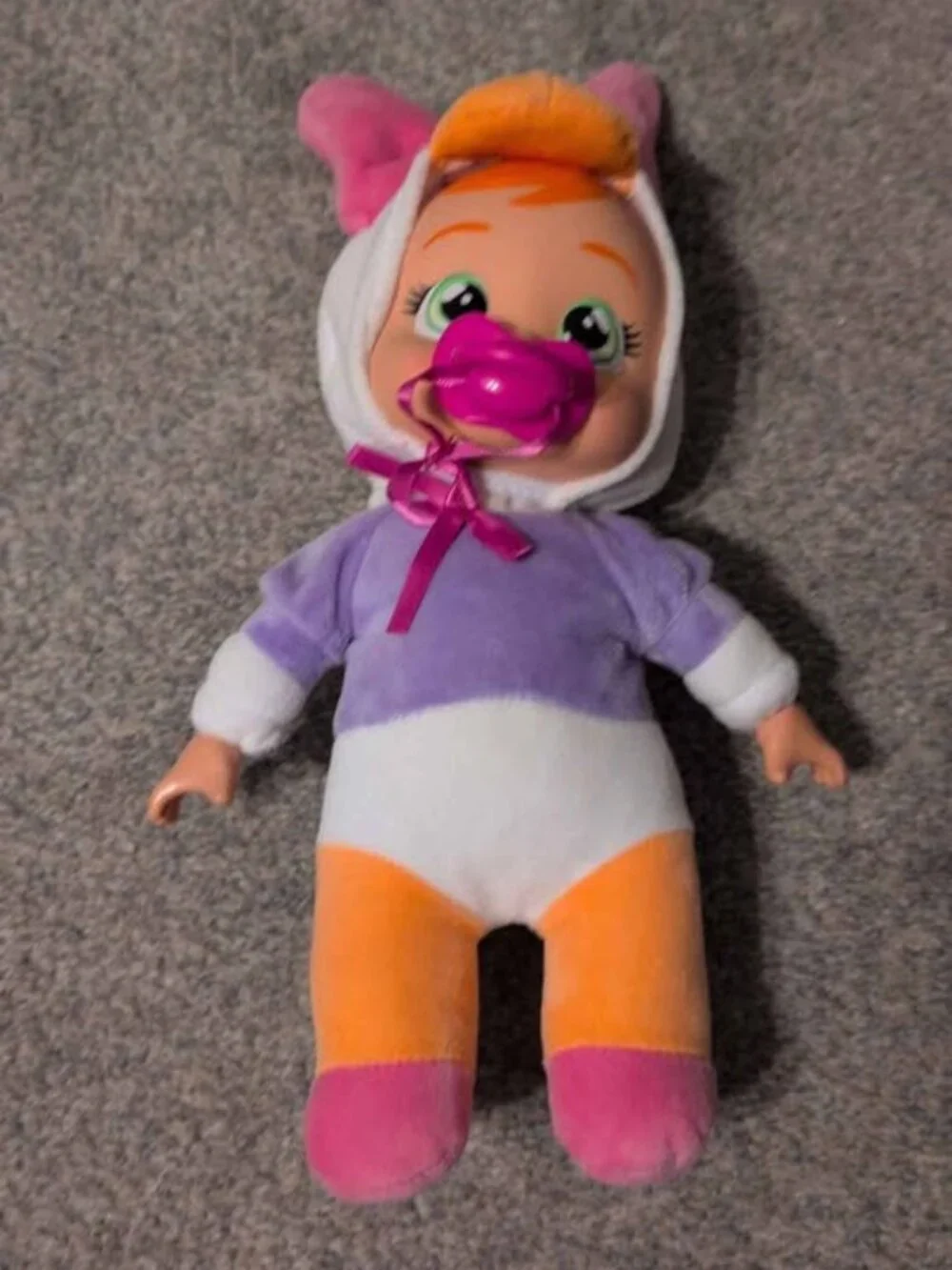 Disney Daisy duck cry baby doll