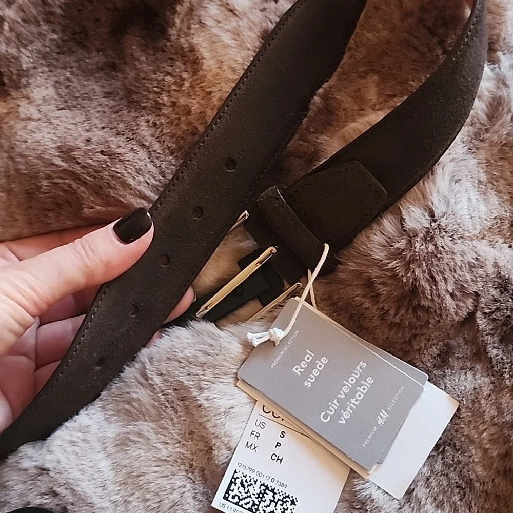 H&M Premium sleek chocolate