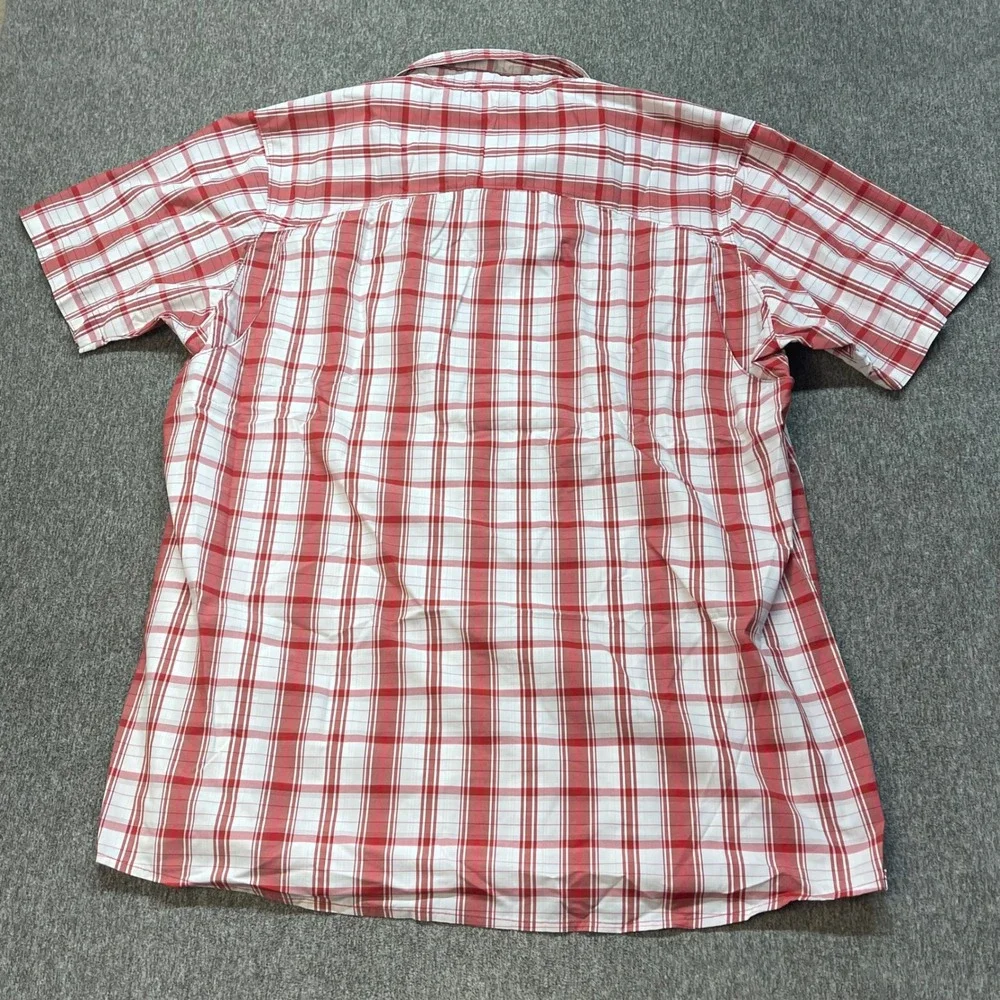 The North Face short sleeve
