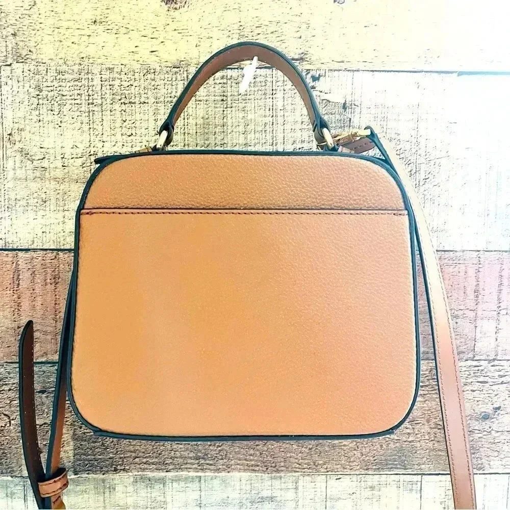 Michael Kors nwt shoulder
