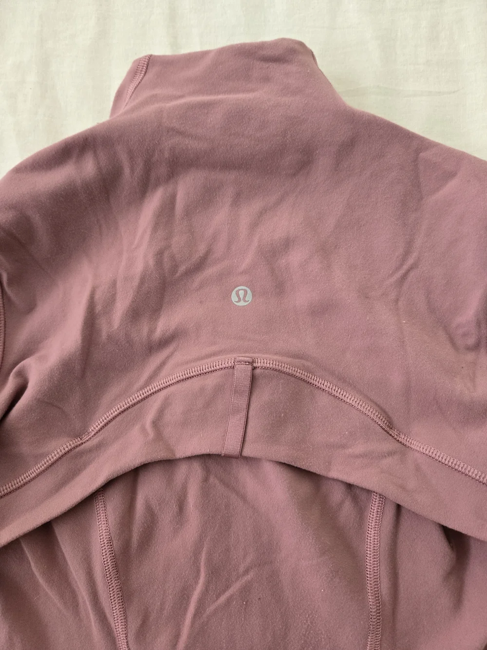 lululemon athletica fitted zip