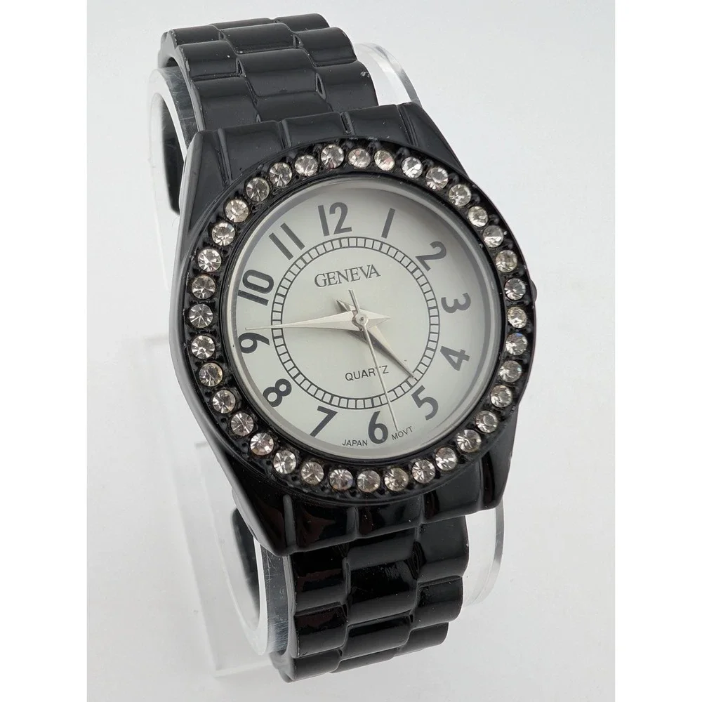 Geneva Watch Women 31mm‎ Case Rhinestone Bezel Black Bangle Band- New Battery