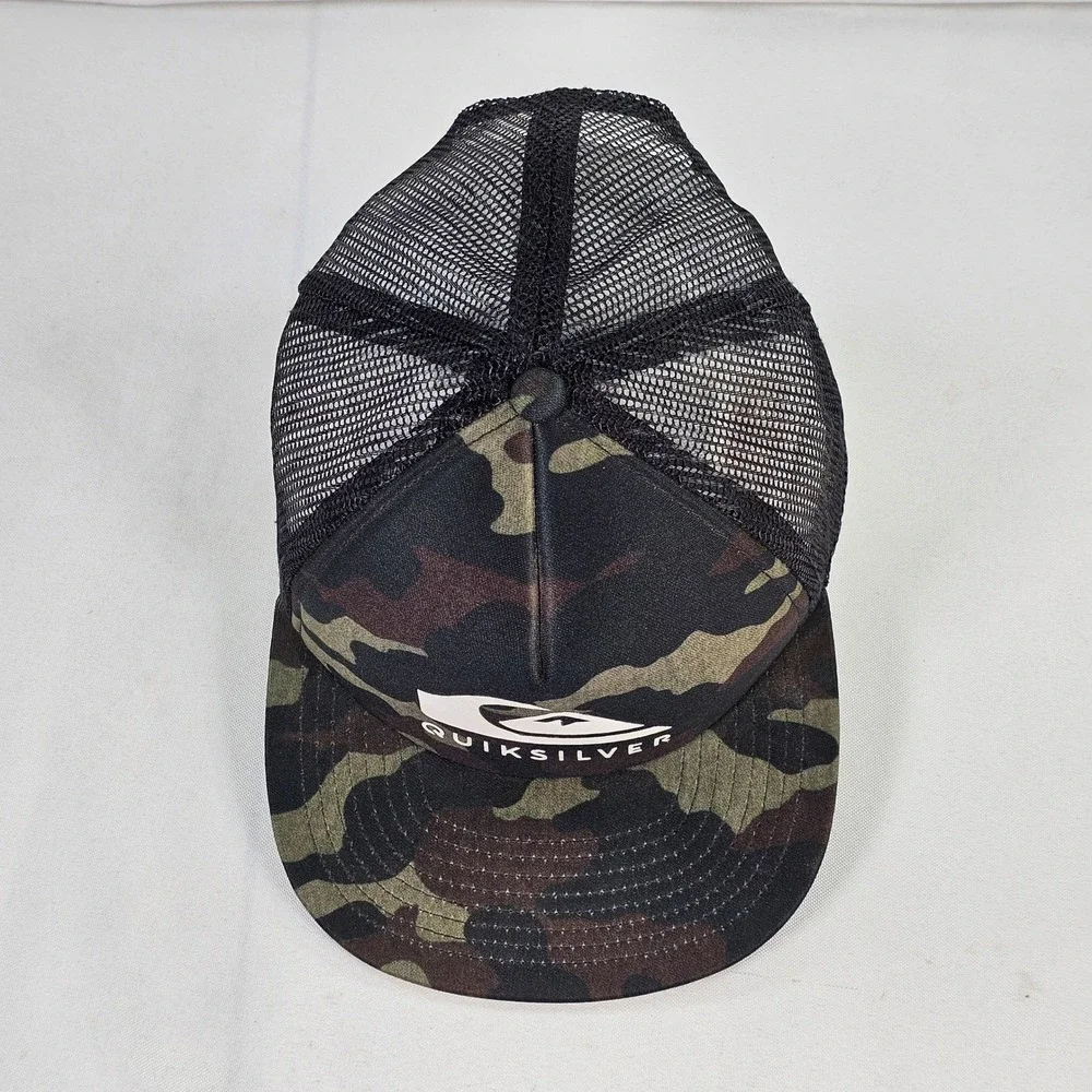 Quiksilver trucker hat