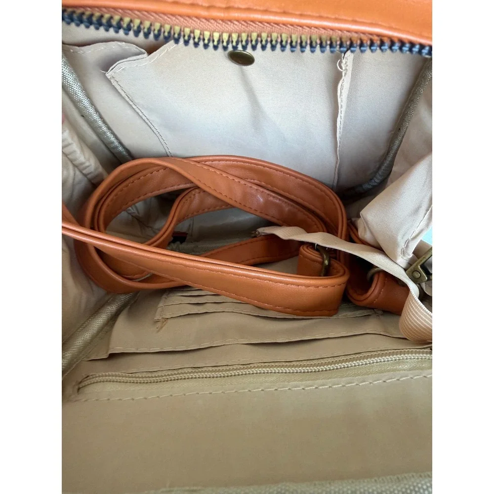 N/A compact crossbody