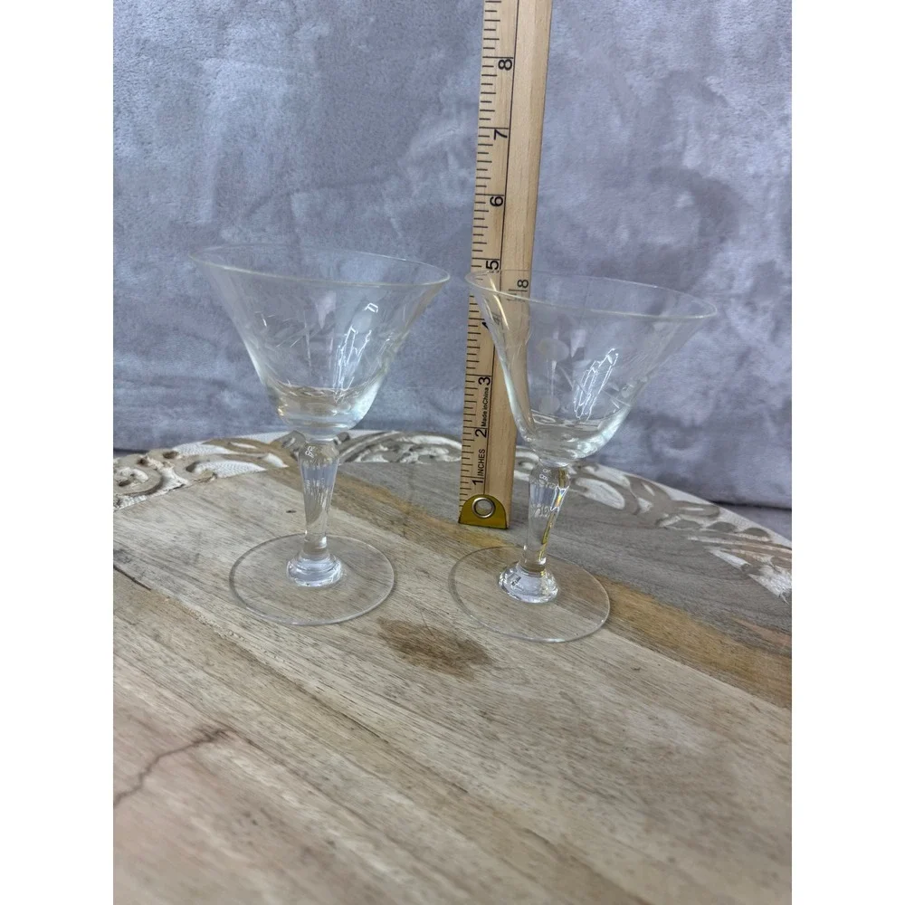 Unbranded pair vintage