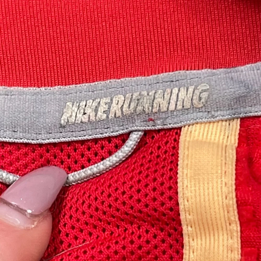 Nike red dri