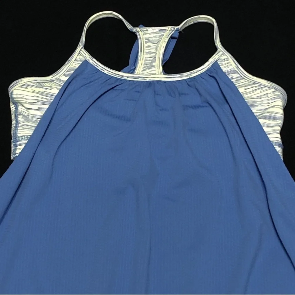 Lululemon No Limits Tank Top Bra Attached Blue Tank | Size 6 | NWOT