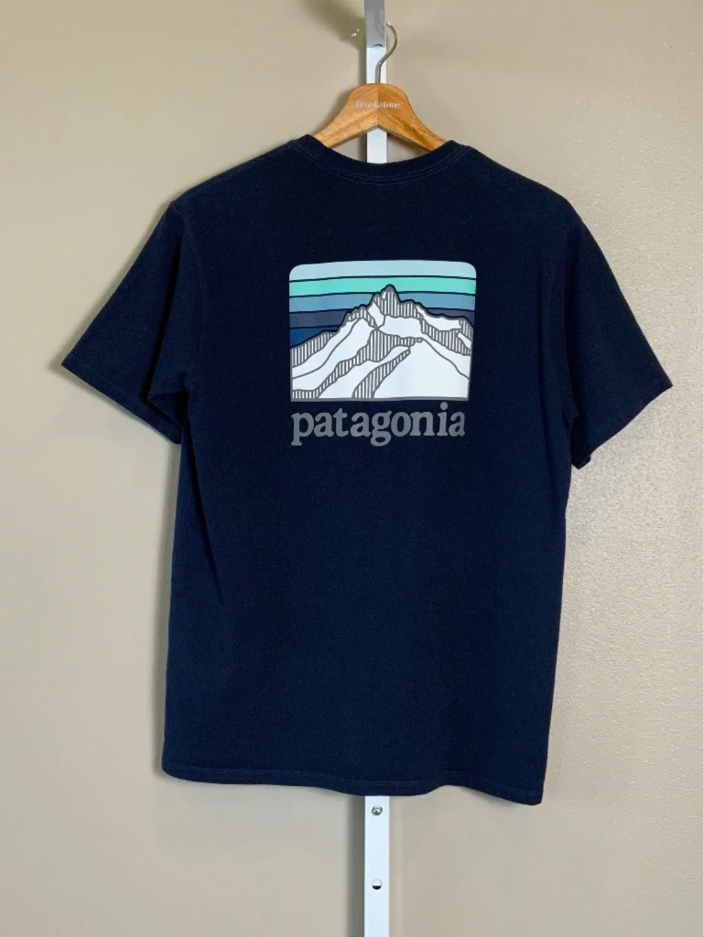 Patagonia Line Logo Ridge Pocket Responsibili Tee Short Sleeve T-Shirt
