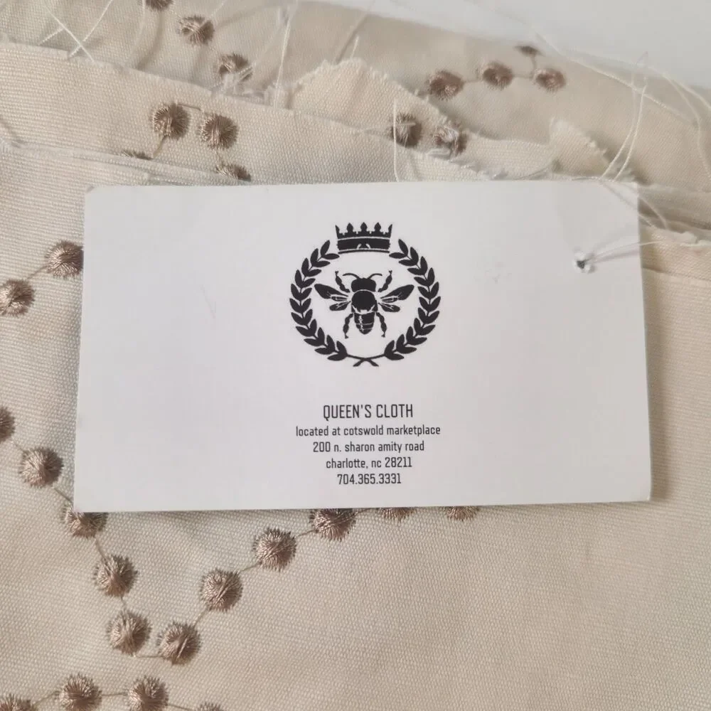 Queens Cloth product 11