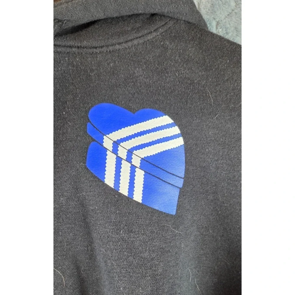 adidas og heart