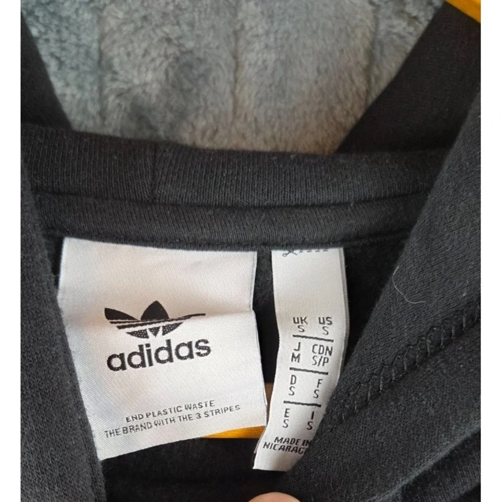 adidas og heart